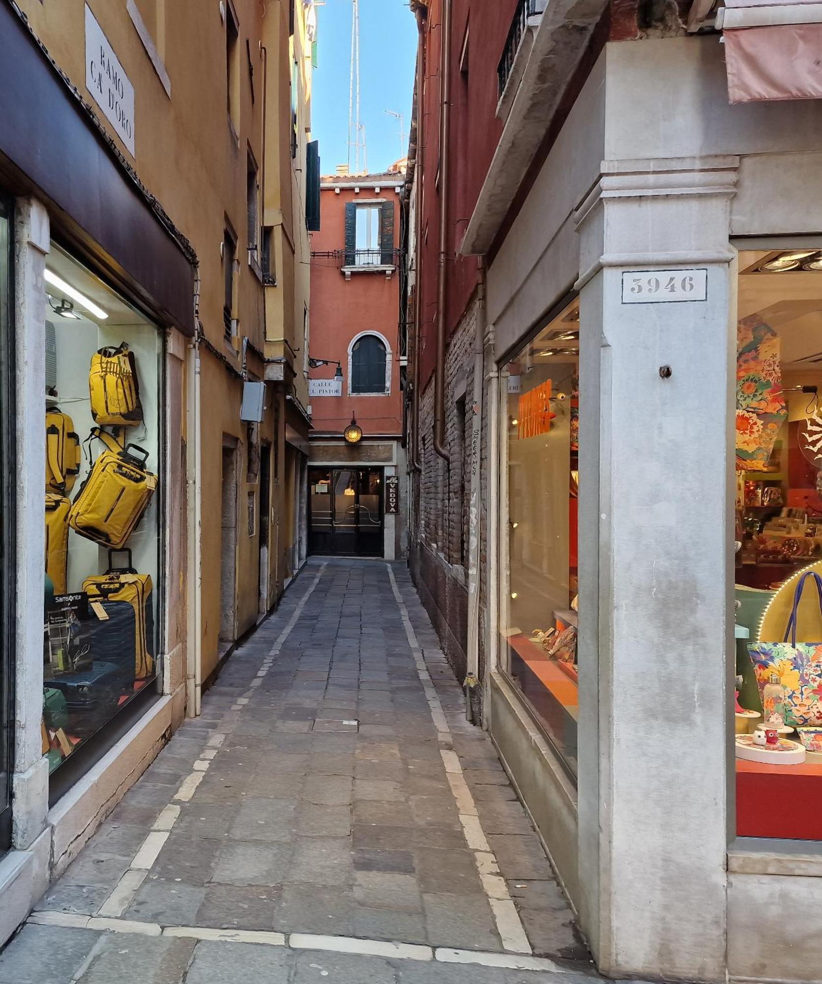 Veneziacentopercento Apartments & Rooms Exterior foto